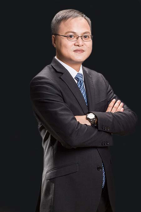 譚發(fā)洪 